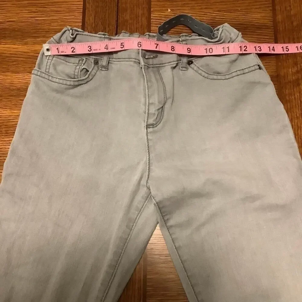 The CHILDREN’S PLACE Super Skinny Jeans Light Gray Size 14 (Girls)